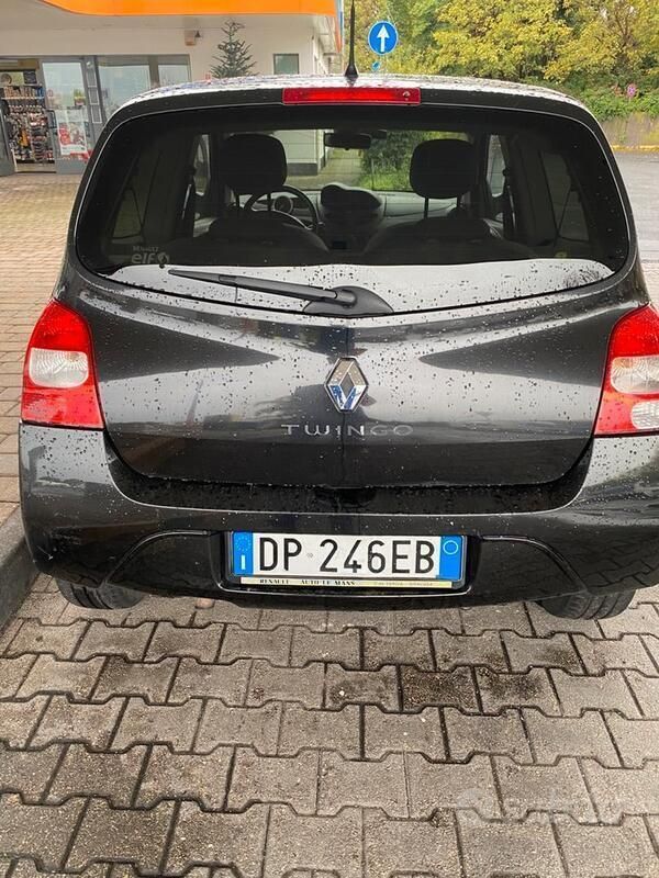 Nero Usata 2008 Renault Twingo Due volumi | 2500 € (Buon prezzo) - Immagine 1/4