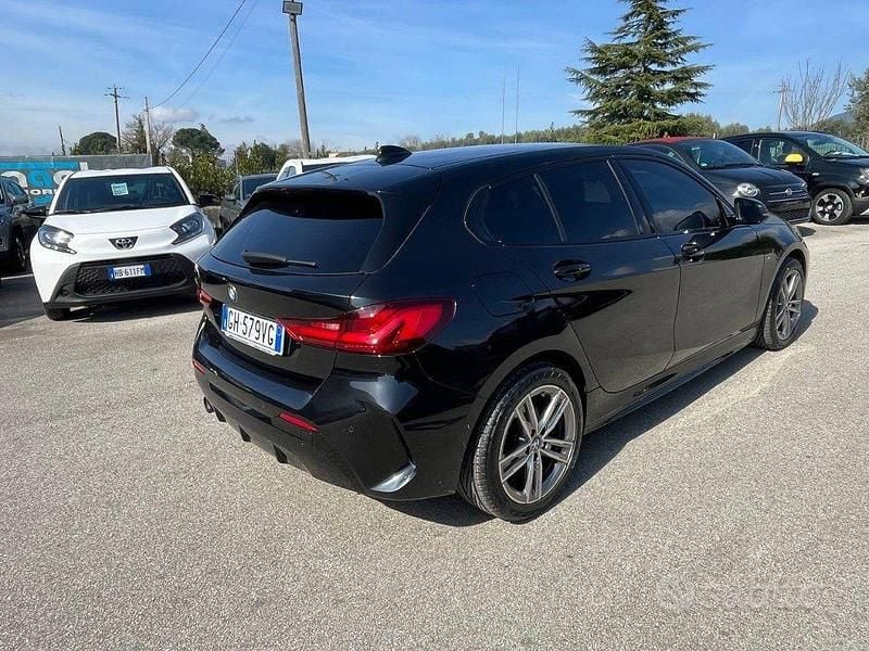 Usata BMW 116 M Sport 116 CV (85 kW) 2022 Nero Utilitaria