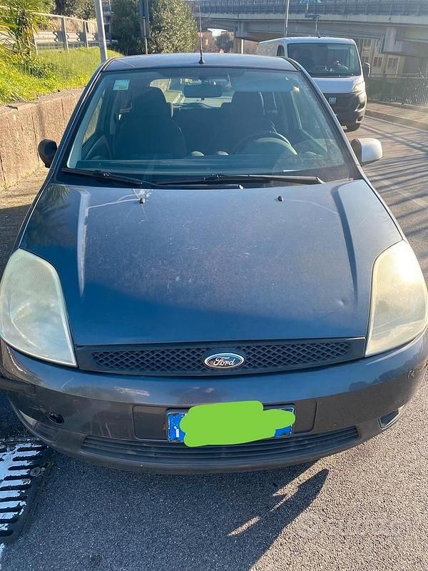 Usata Ford Fiesta 2004 Utilitaria