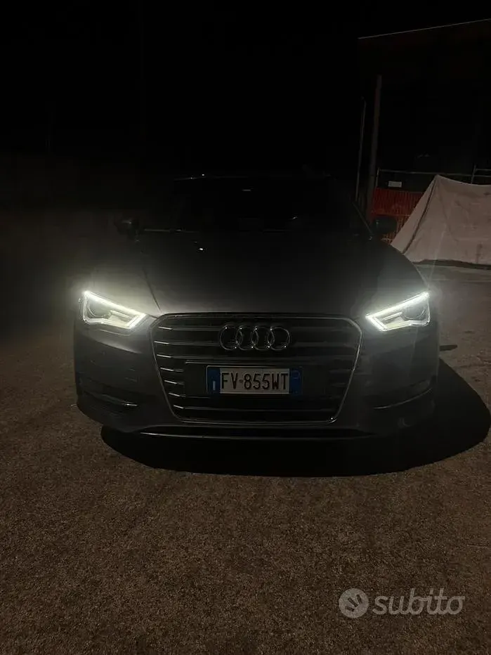 Usata Audi A3 S-Line 110 CV (80 kW) 2019 Grigio Berlina
