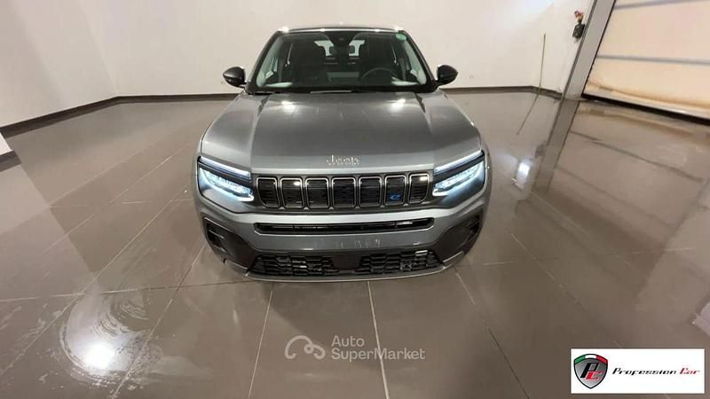 Nuova Jeep Avenger Longitude 61 kW (84 CV) 2026 Gray SUV