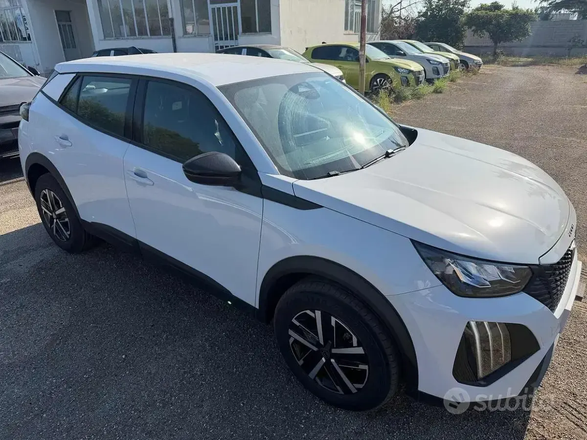 Nuova Peugeot 2008 Style 110 CV (80 kW) 2026 Bianco SUV