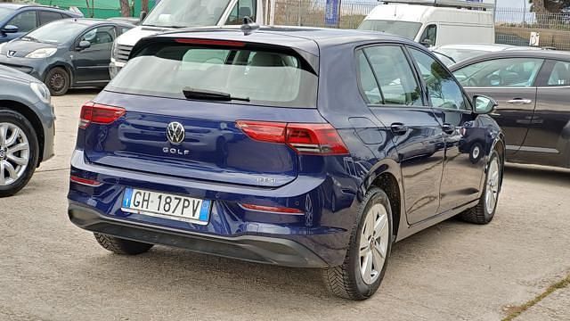 Usata VW Golf VII 131 CV (96 kW) 2021 Blu Utilitaria