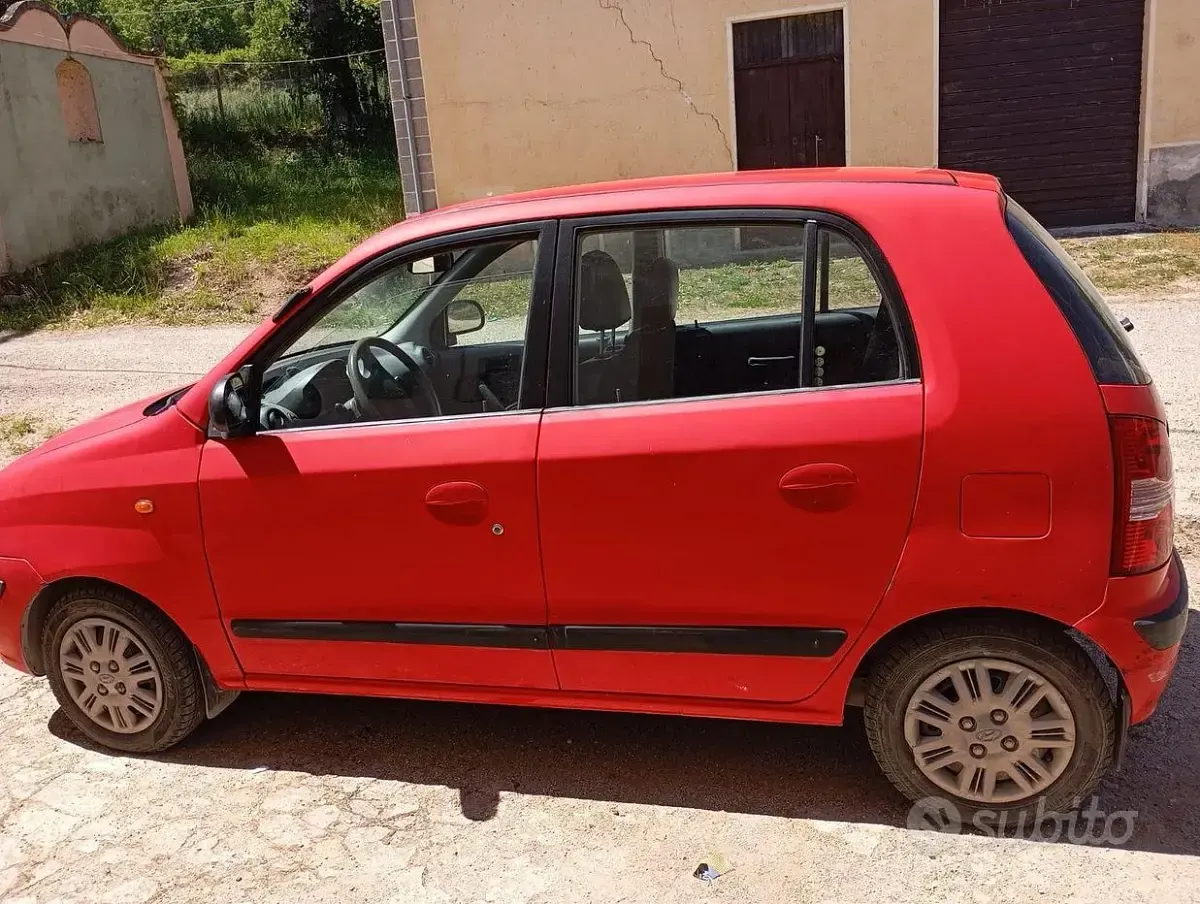 Usata Hyundai Atos Prime 63 CV (46 kW) 2007 Rosso Utilitaria