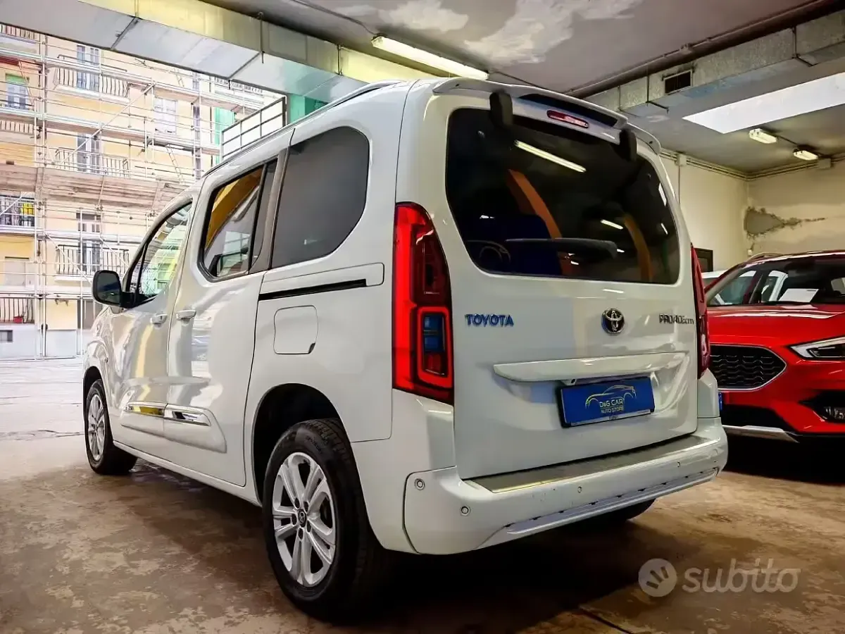 Brugt Toyota Proace Luxury 131 HK (96 kW) 2021 Hvid MPV