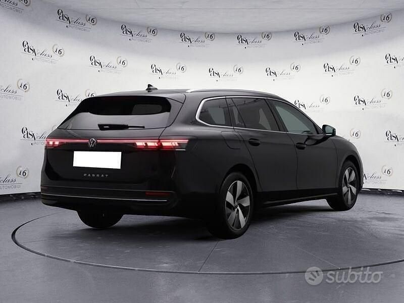 Usata VW Passat Business 150 CV (110 kW) 2025 Nero Station wagon