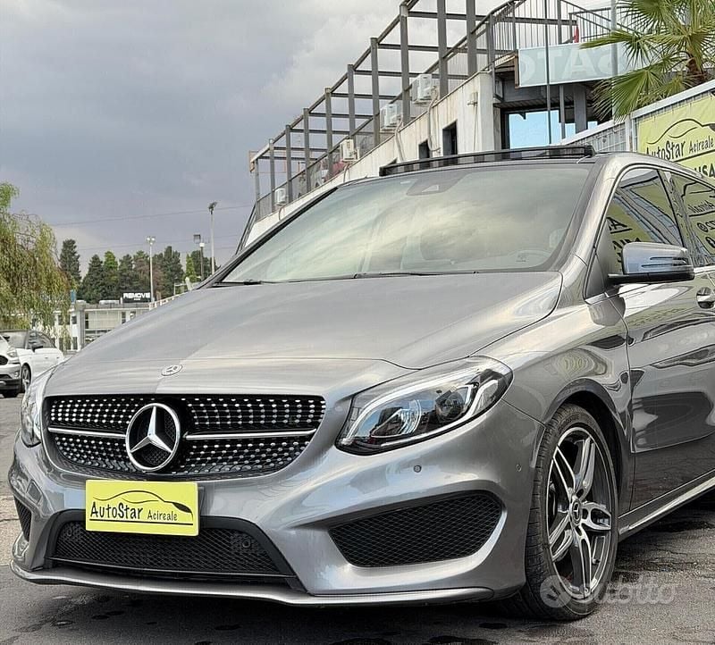 Usata Mercedes B200 Premium 136 CV (100 kW) 2018 Grigio Utilitaria