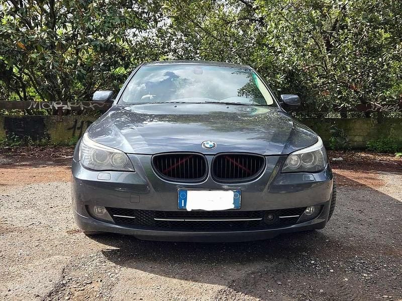 Argento Usata 2008 BMW 530 M Sport Station wagon | 4200 € (Ottimo prezzo) - Immagine 1/4