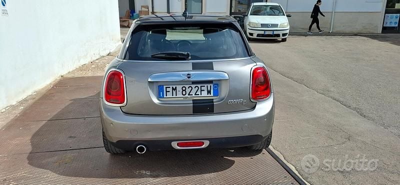 Usata Mini Cooper D 136 CV (100 kW) 2018 Grigio Utilitaria