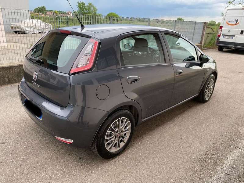 Usato 2012 Fiat Punto Evo 1.2 Diesel 95 CV (3.600 €)