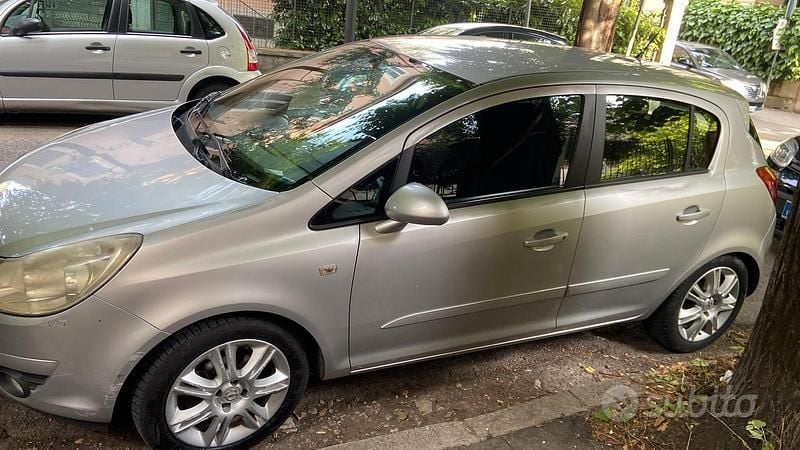 Usata Opel Corsa 2008 Grigio Utilitaria