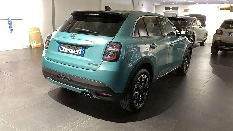 Usata Fiat 600 La Prima 136 CV (100 kW) 2025 Blu/azzurro SUV
