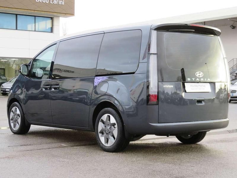 Nuova Hyundai Staria 160 CV (117 kW) 2025 Graphite grey metallic Monovolume