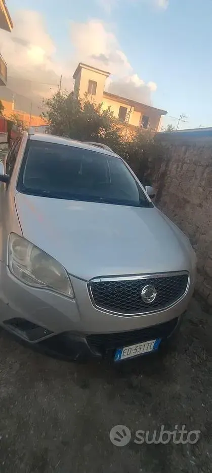 Usata SsangYong Korando 175 CV (128 kW) 2011 Grigio SUV