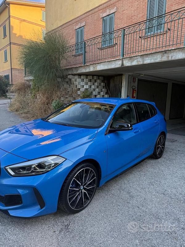 Usata BMW M135 M Sport 306 CV (225 kW) 2021 Blu/azzurro Utilitaria