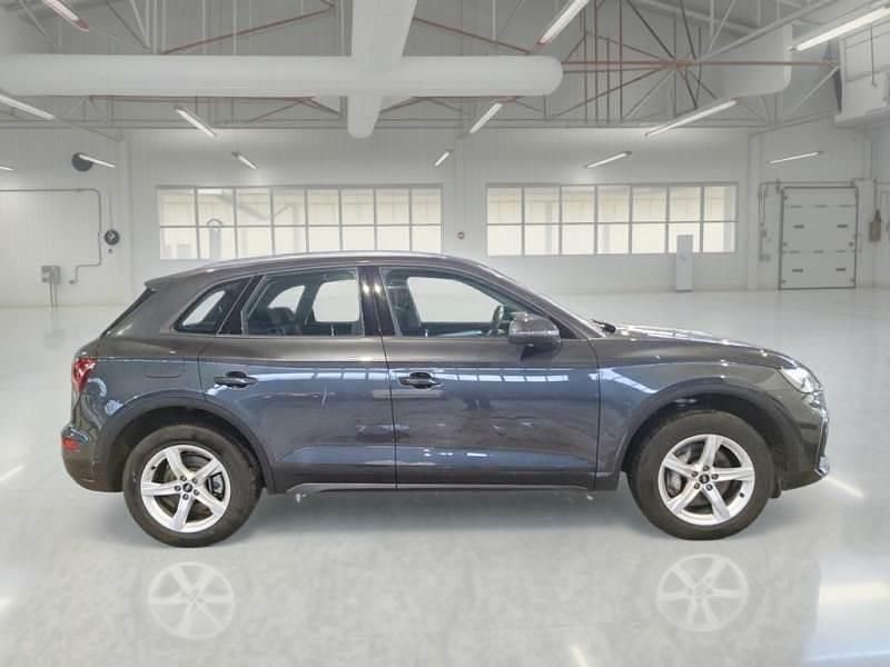 Usata Audi Q5 Business 265 CV (194 kW) 2024 Grigio SUV