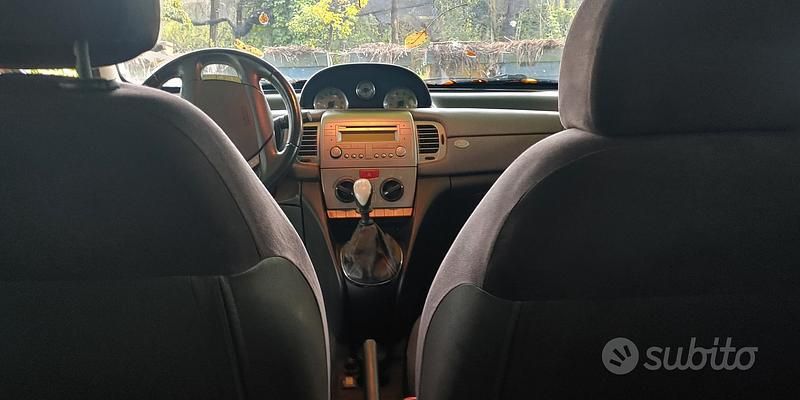 Usata Lancia Ypsilon 95 CV (69 kW) 2007 Marrone Utilitaria