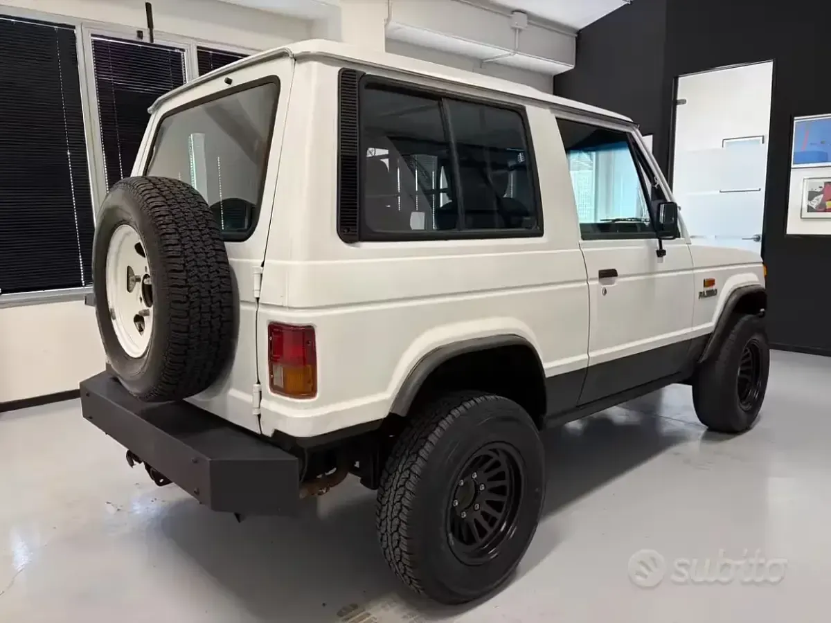 Usata Mitsubishi Pajero 95 CV (69 kW) 1990 Bianco SUV