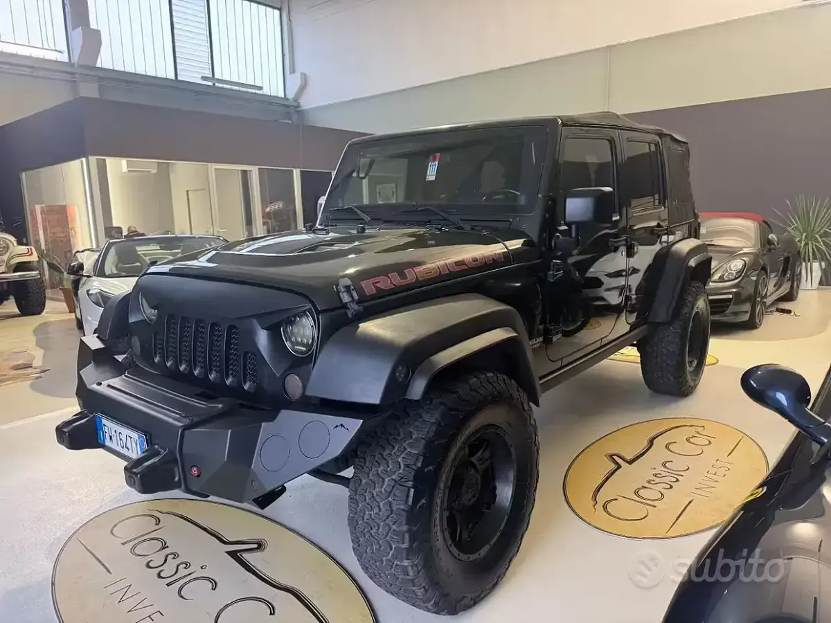 Usata Jeep Wrangler Unlimited Rubicon 200 CV (147 kW) 2011 Verde SUV