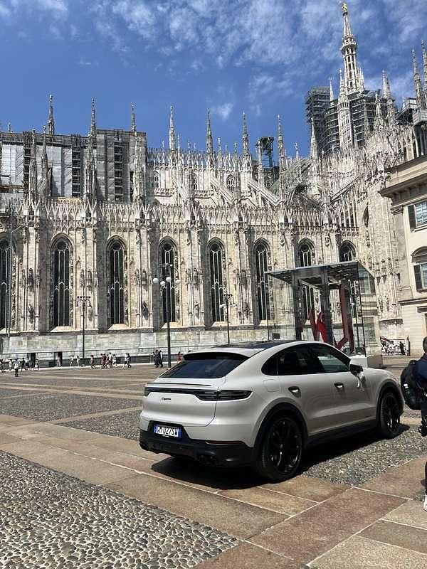 Usata 2023 Porsche Cayenne Coupe Platinum Edition Coupé | 88.000 € (Buon prezzo) - Immagine 1/4