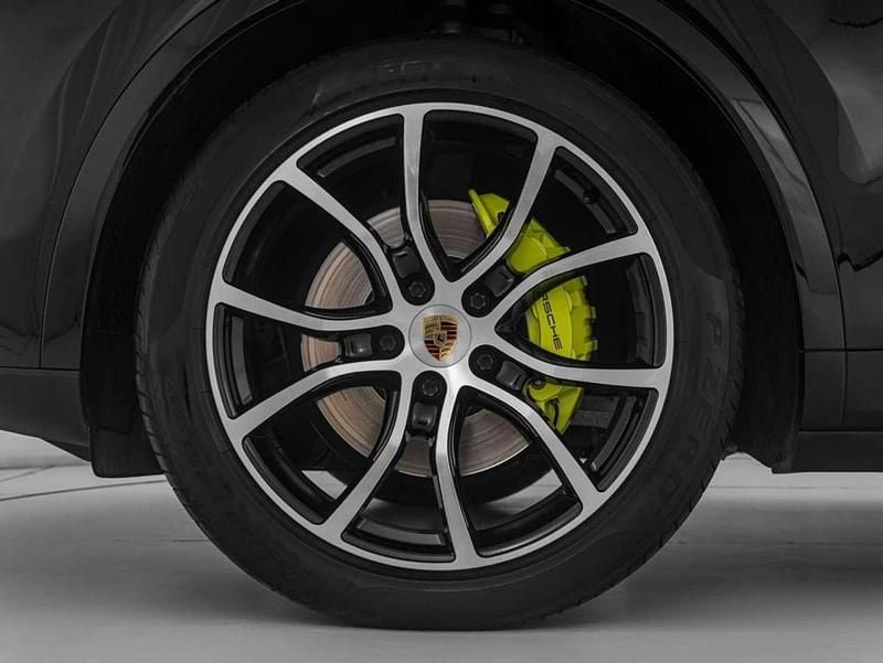 Usata Porsche Cayenne Coupe Platinum Edition 136 CV (100 kW) 2022 Nero Coupé