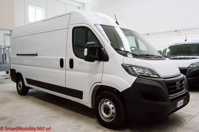 Usata Fiat Ducato 140 CV (102 kW) 2023 Bianco Furgone