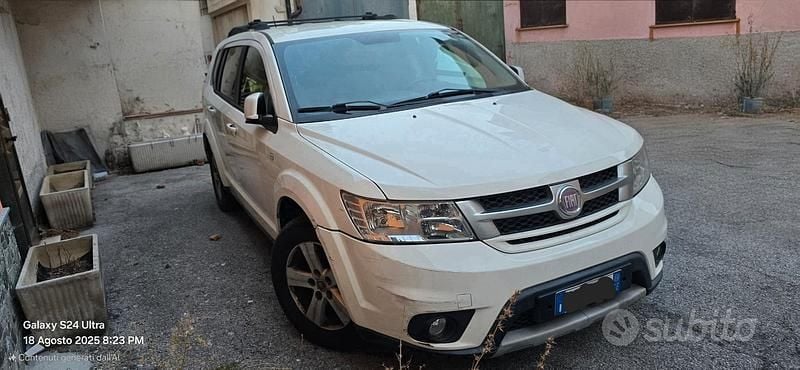 Usata Fiat Freemont 140 CV (102 kW) 2011 Bianco SUV