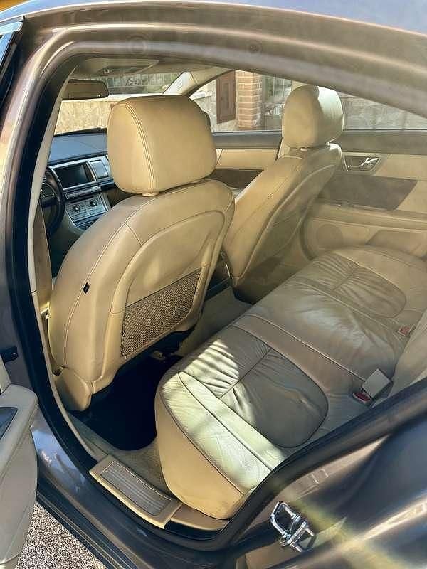 Usata Jaguar XF Premium Luxury 207 CV (152 kW) 2009 Berlina