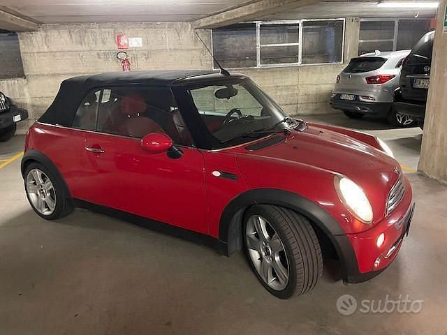 Usata Mini Cooper Cabriolet 116 CV (85 kW) 2005 Rosso Cabrio