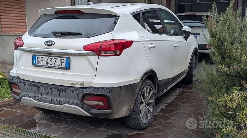 Usata EVO Evo 4 115 CV (84 kW) 2023 Bianco SUV
