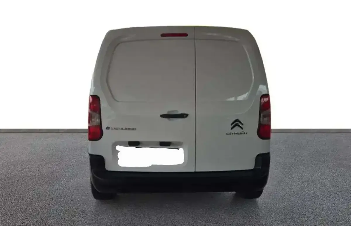 Usata Fiat Doblò 102 CV (75 kW) 2023 Bianco Monovolume