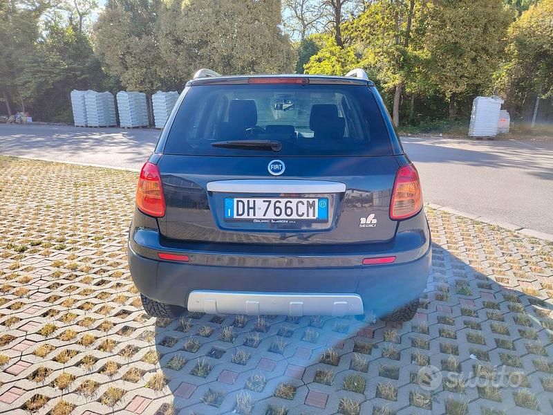 Occasion Fiat Sedici 120 ch (88 kW) 2007 Noir SUV
