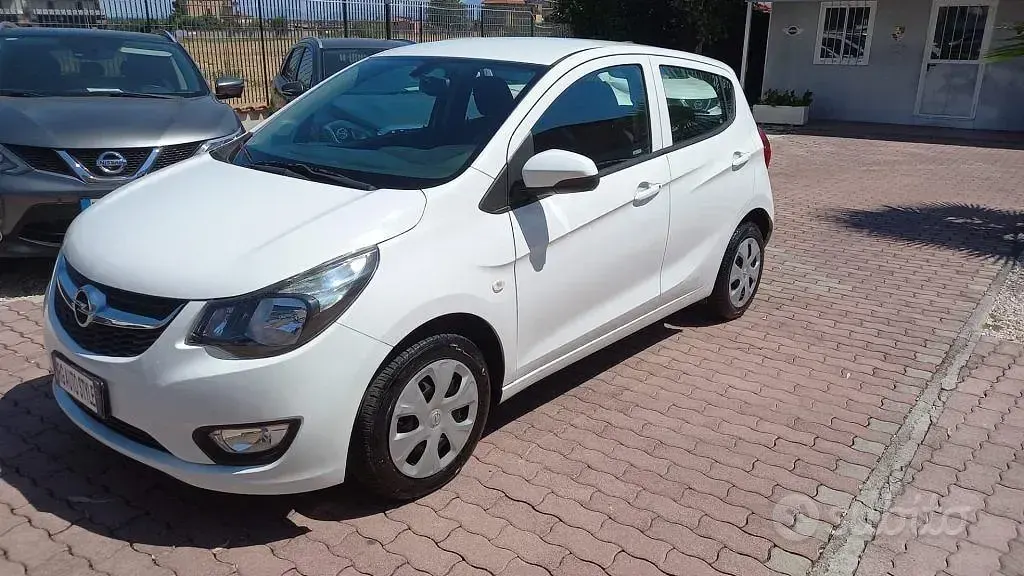 Usata Opel Karl 75 CV (55 kW) 2017 Bianco Utilitaria