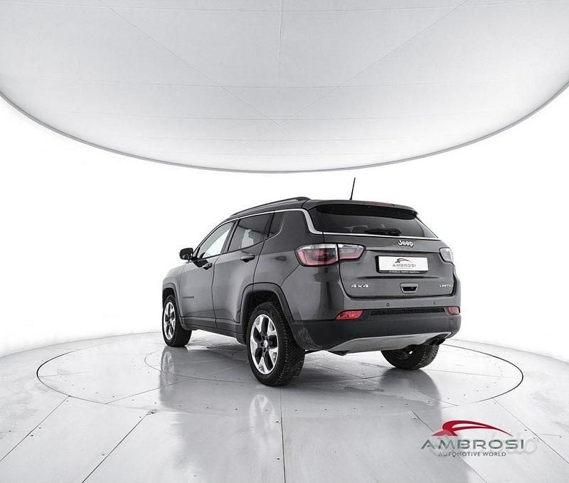 Usata Jeep Compass Limited 170 CV (125 kW) 2019 Grigio SUV