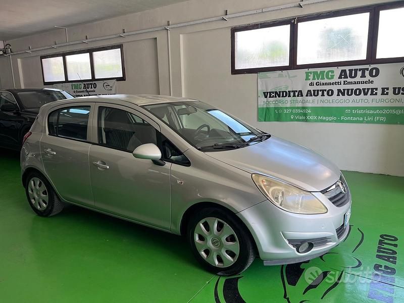Usata Opel Corsa 80 CV (58 kW) 2009 Grigio Utilitaria