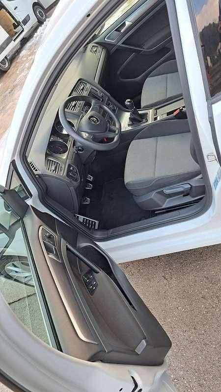 Usata VW Golf VII Trendline 90 CV (66 kW) 2015 Bianco Berlina