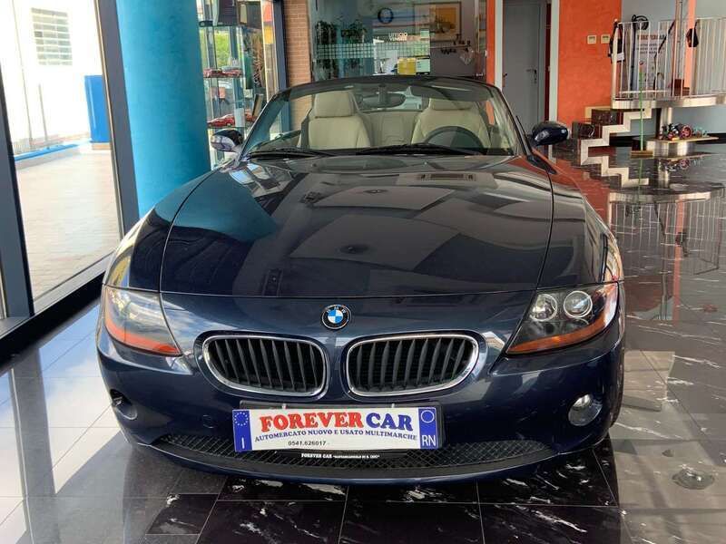 Usata BMW Z4 170 CV (125 kW) 2004 Blu/azzurro Cabrio