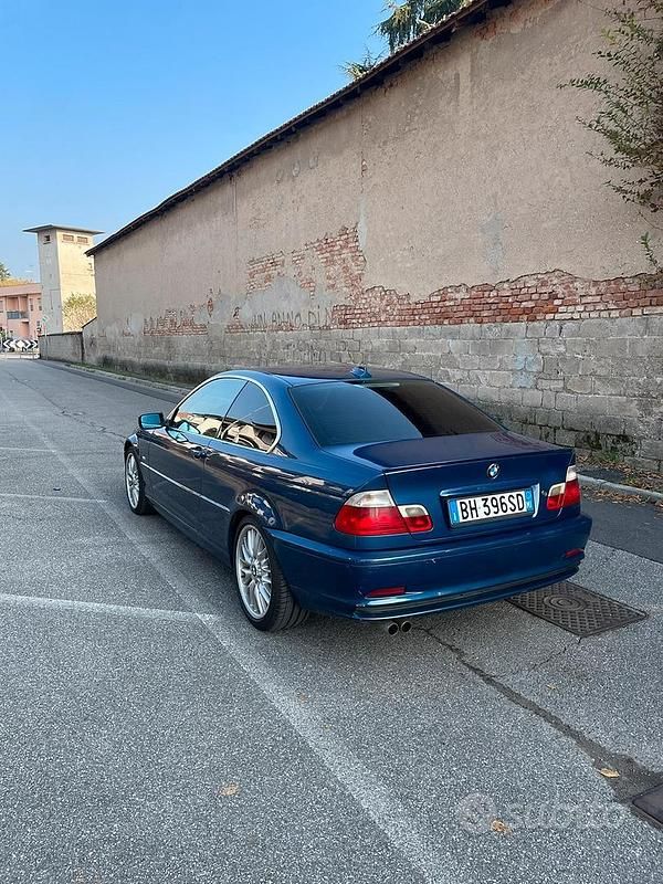Usata BMW 323 170 CV (125 kW) 2000 Blu Berlina