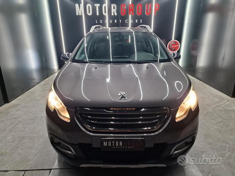 Usata Peugeot 2008 Allure 92 CV (67 kW) 2014 Grigio SUV