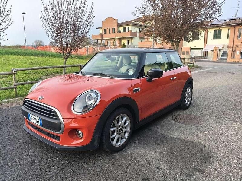 Usata Mini ONE 75 CV (55 kW) 2020 Utilitaria