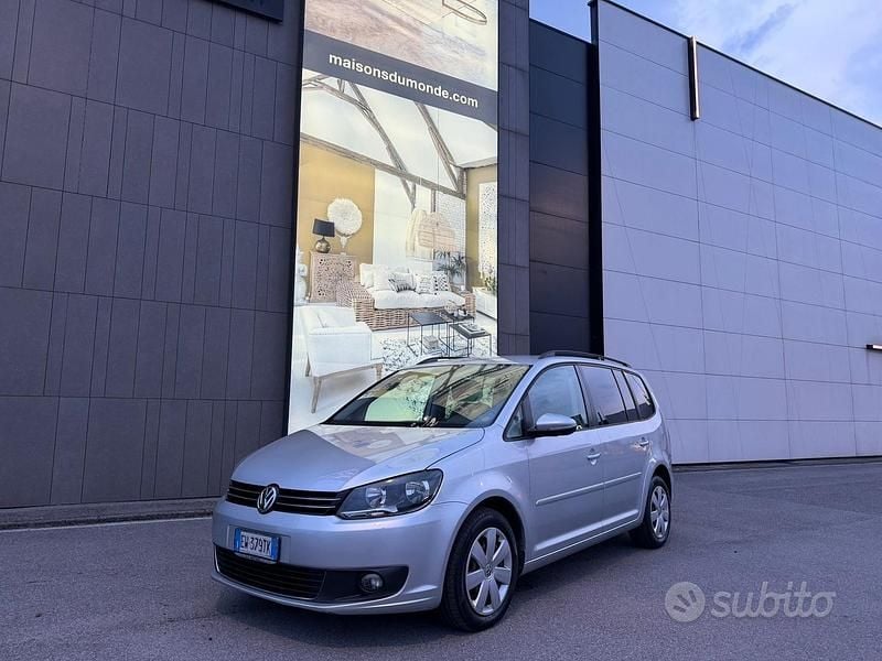 Usata VW Touran Comfortline 104 CV (76 kW) 2014 Grigio Monovolume
