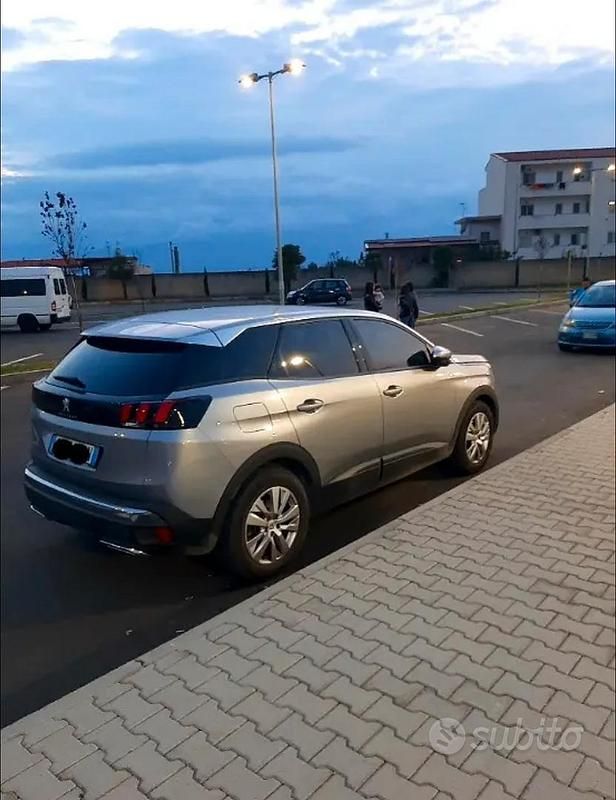 Usata Peugeot 3008 131 CV (96 kW) 2020 Grigio SUV