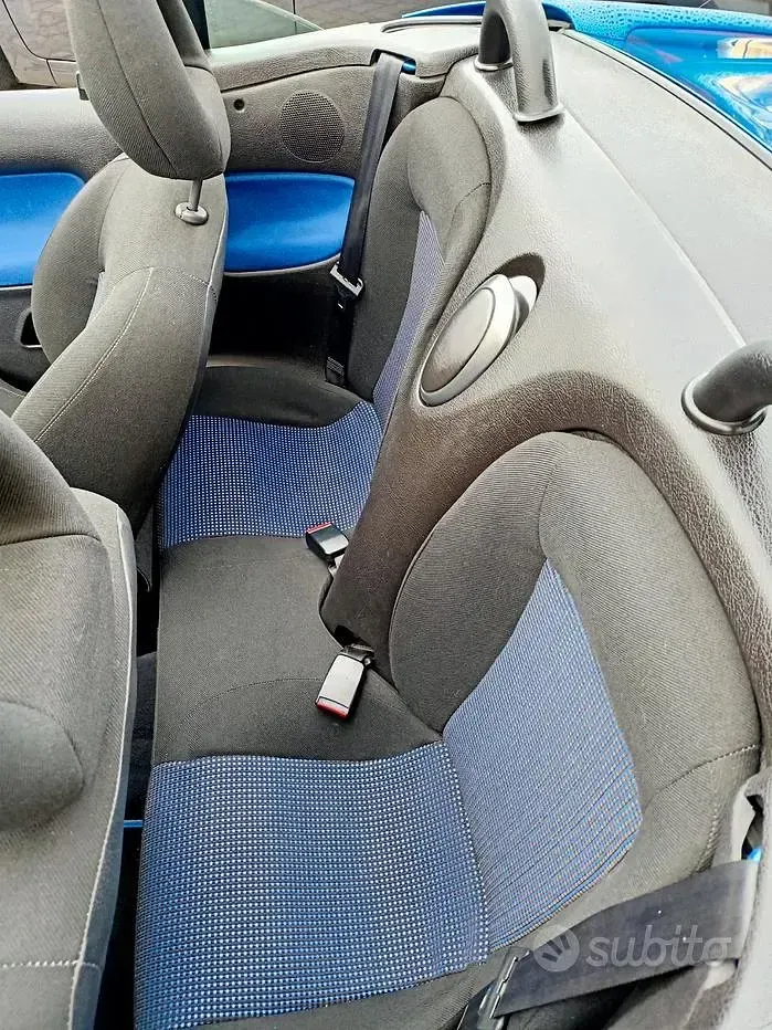 Usata Peugeot 206 CC 109 CV (80 kW) 2001 Cabrio