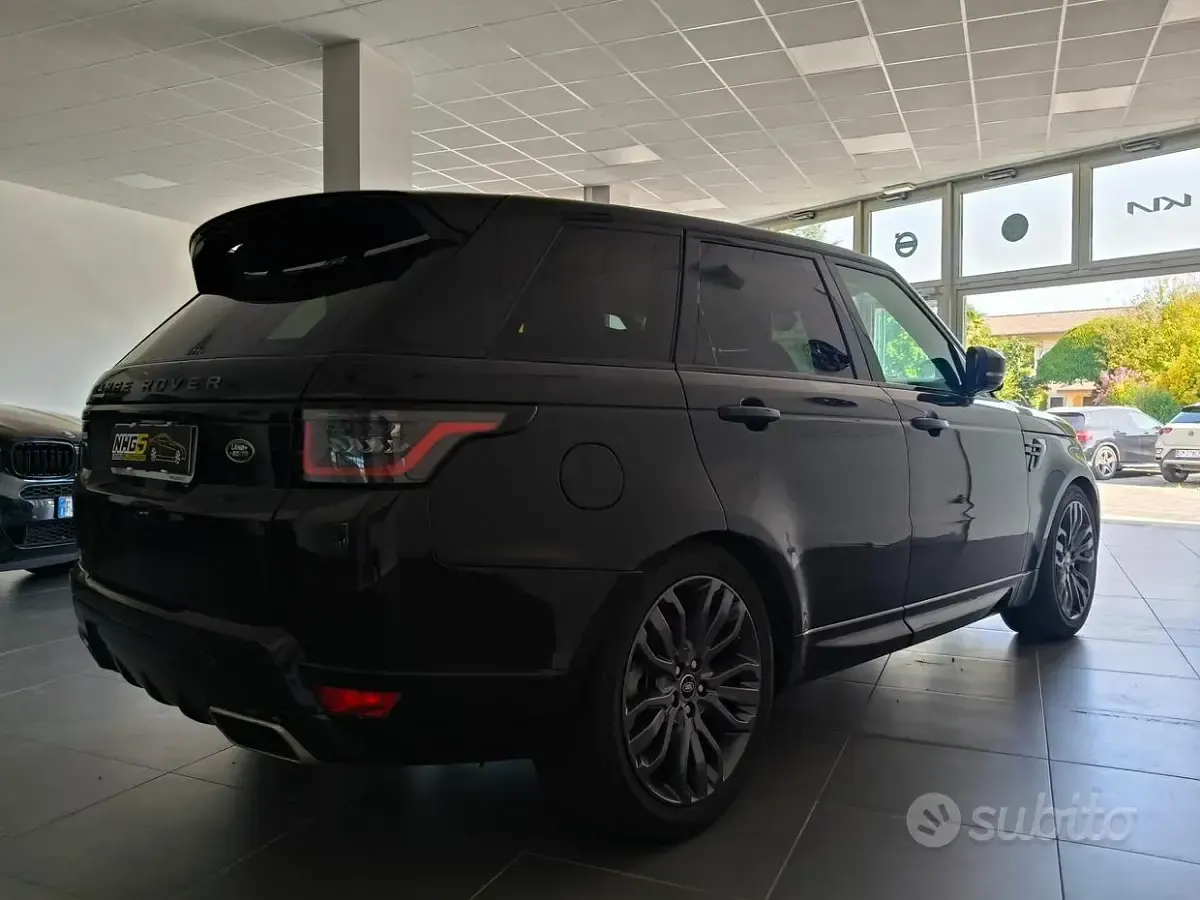 Usata Land Rover Range Rover Sport HSE Dynamic 249 CV (183 kW) 2018 Nero SUV