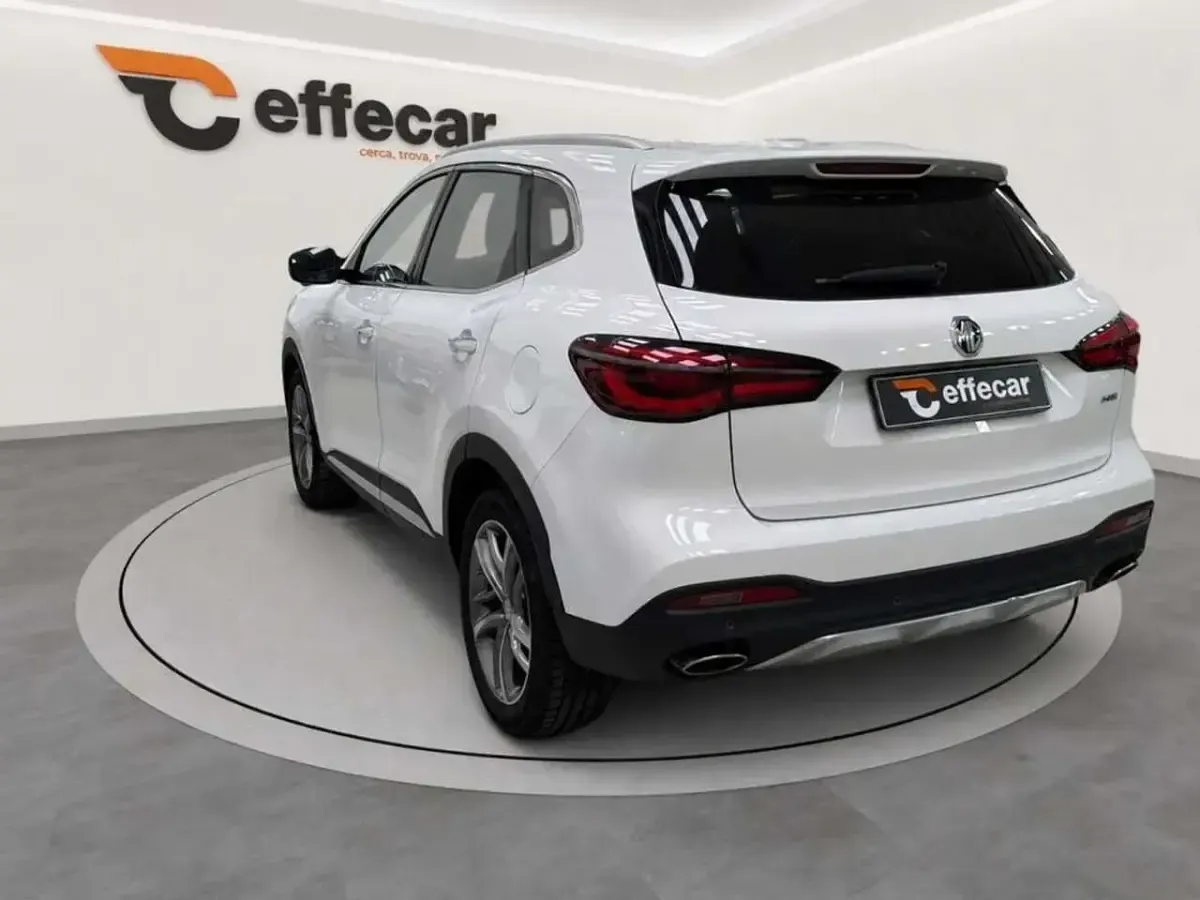 Usata MG HS Luxury 162 CV (119 kW) 2023 Bianco SUV