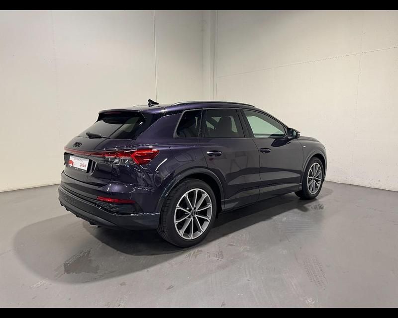 Nuova Audi Q4 e-tron S-Line 210 kW (286 CV) 2025 Viola aurora metallizzato SUV
