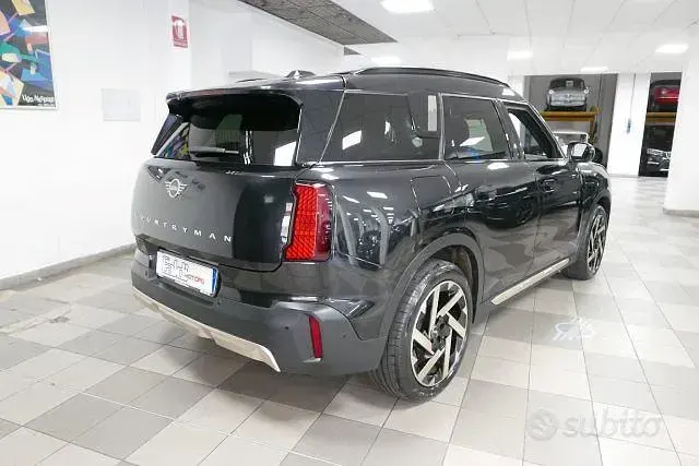 Usata Mini Countryman Favoured 156 CV (114 kW) 2025 Nero SUV
