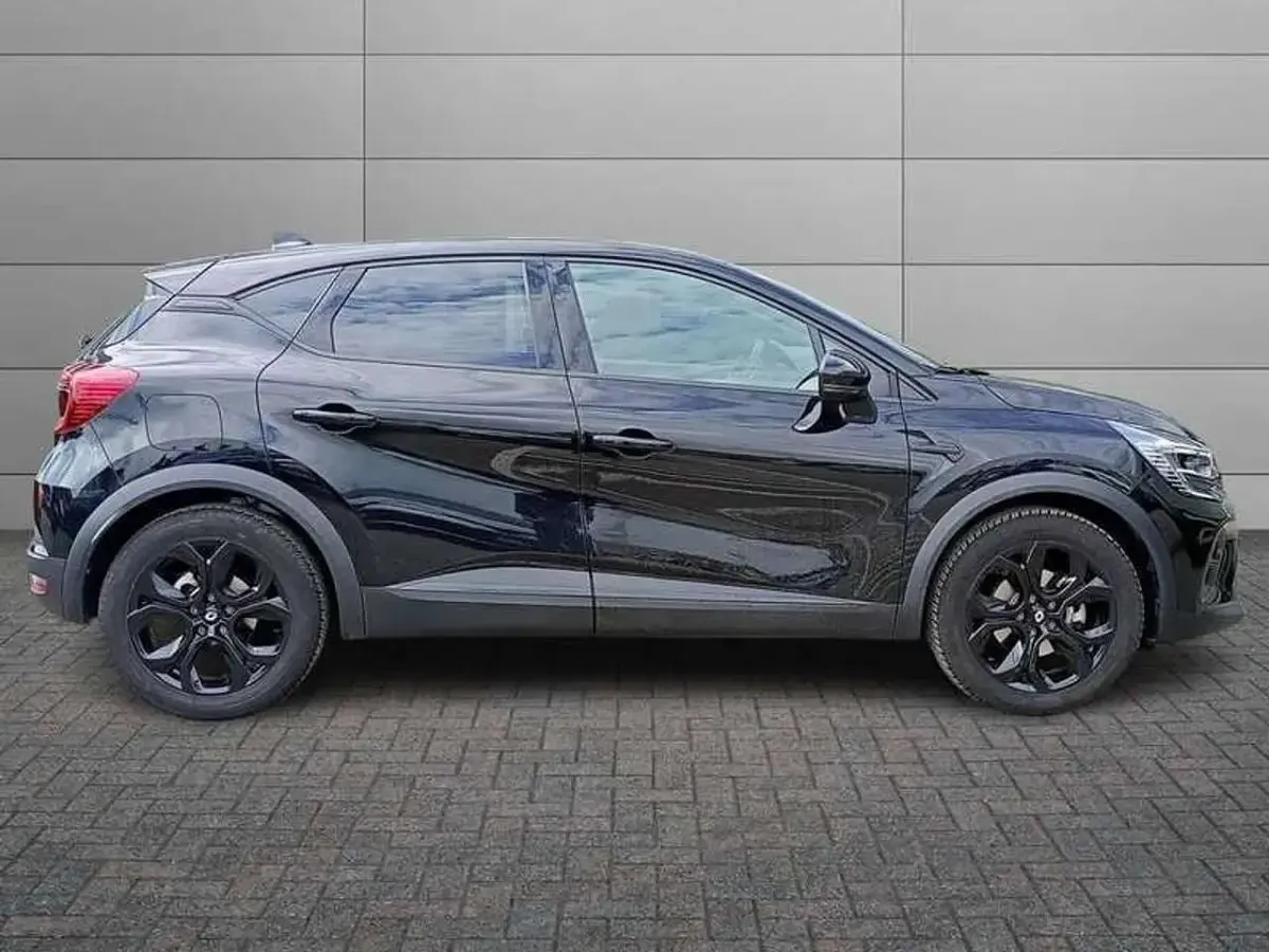 Second-hand Renault Captur Rive Gauche 143 CP (105 kW) 2023 Other SUV