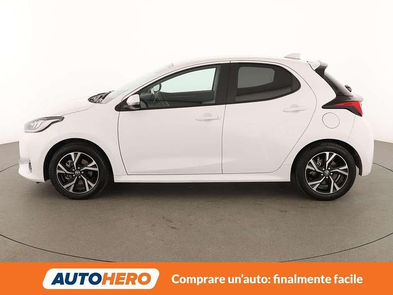 Usata Toyota Yaris Hybrid Trend 92 CV (67 kW) 2024 Bianco Utilitaria