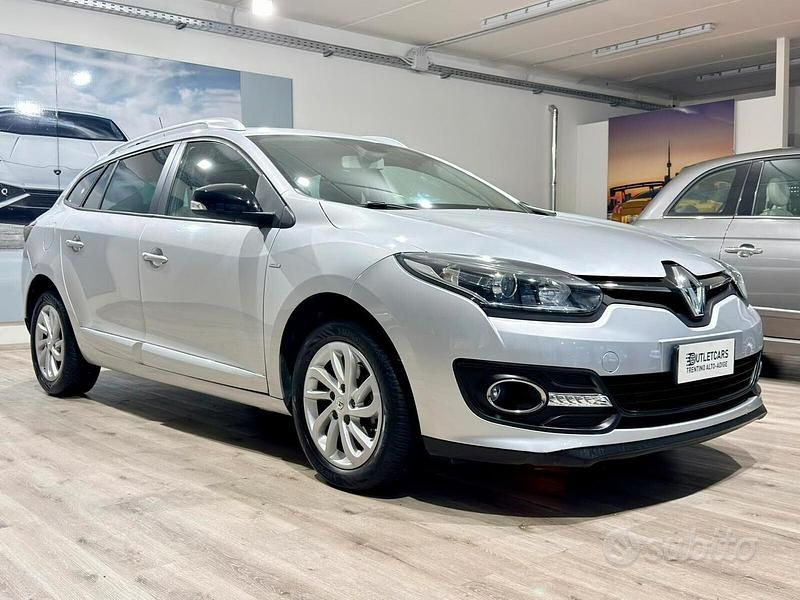 Usata Renault Mégane GrandTour 110 CV (80 kW) 2015 Grigio Station wagon